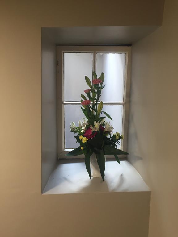 The Townhouse Bed & Breakfast Milltown Malbay Bagian luar foto