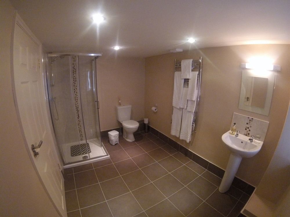 The Townhouse Bed & Breakfast Milltown Malbay Bagian luar foto